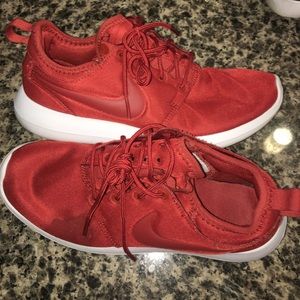 Women's Nike roshe 2