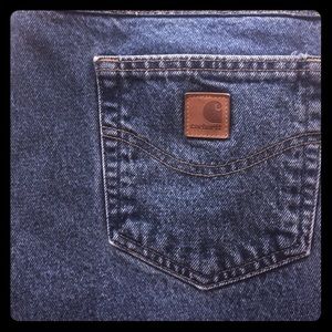 Carhartt 42X30 Med wash jeans. Traditional fit.