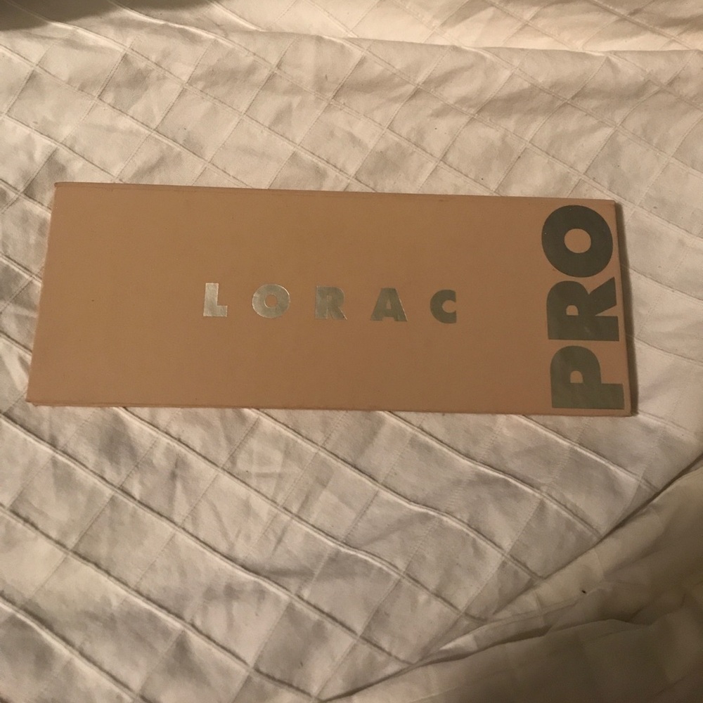 Lorac pro pallet 3