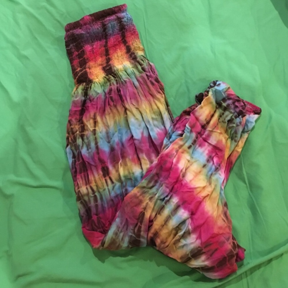URBAN OUTFITTERS JUMPER/HAREM PANTS