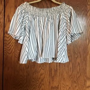 Off-the-shoulder top