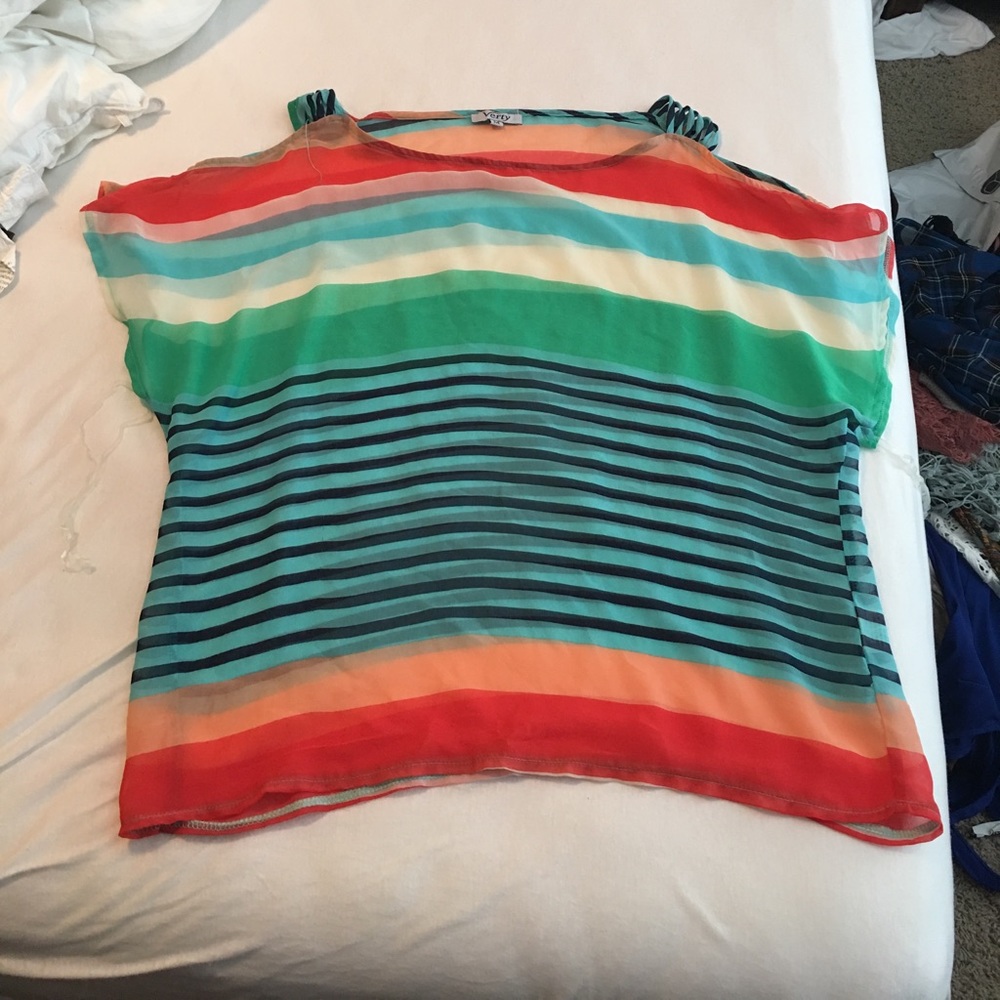 Cold shoulder top