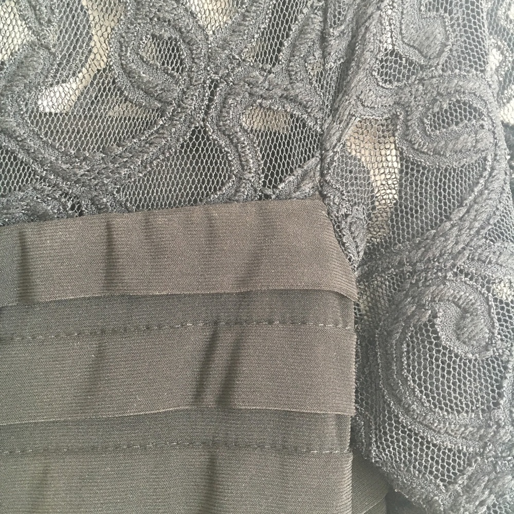 Adriana Papell Black Sheath Dress 🖤 - Picture 5 of 5