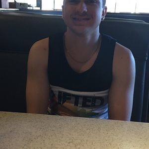 Meet your Posher, Angelo