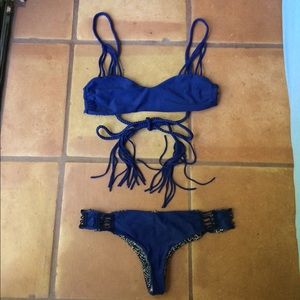Acacia bikini