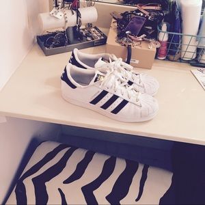 Adidas Superstar
