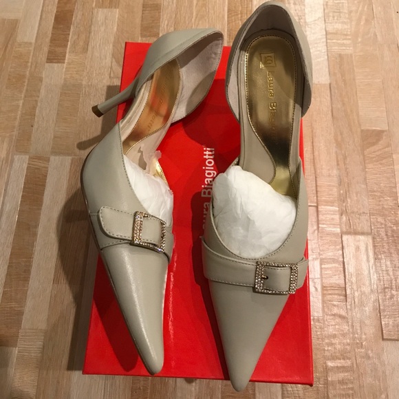 New Laura Biagiotti Cream Heel Size 37/7 - Picture 1 of 3