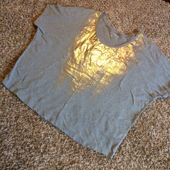Lane Bryant Tops - Lane Bryant 22/24 EUC gold foil fancy casual tee