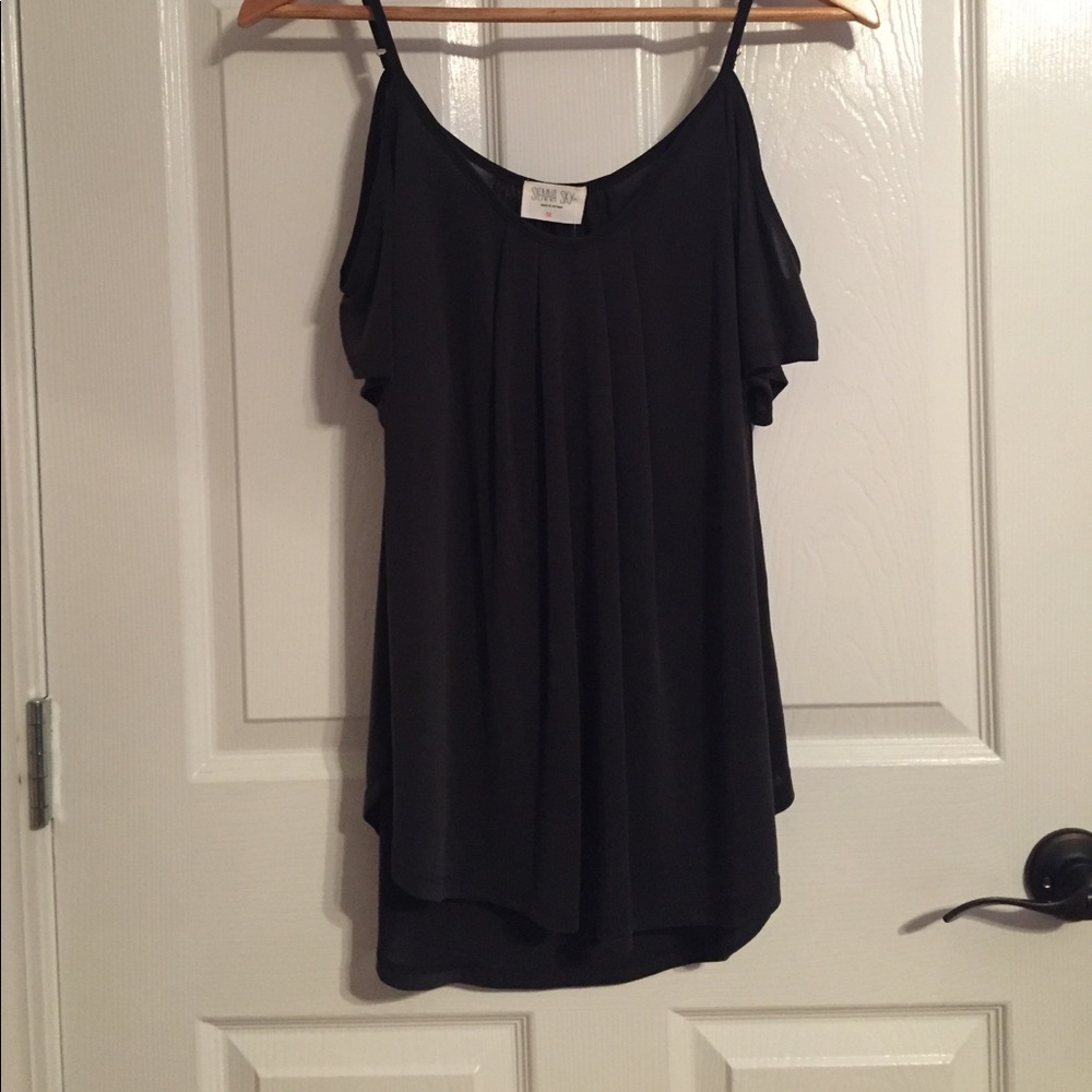 NWT! Dark Charcoal Cold-Shoulder Top