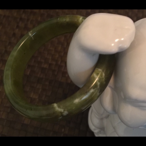 Authentic Jade "jadeite" Bangle Bracelet 59.4MM - Picture 4 of 6