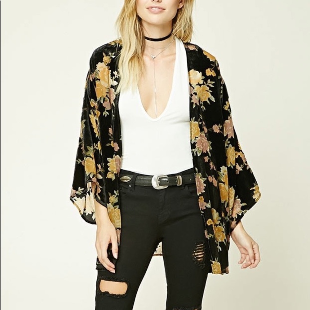 Black velvet floral Kimono