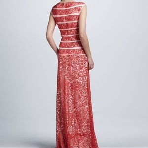 New Tadashi Shoji Rec Lace Gown
