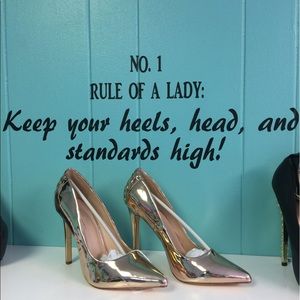 Corset Back Pointed Toe Pump