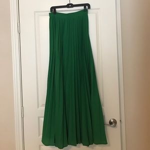 Pleated green maxi skirt