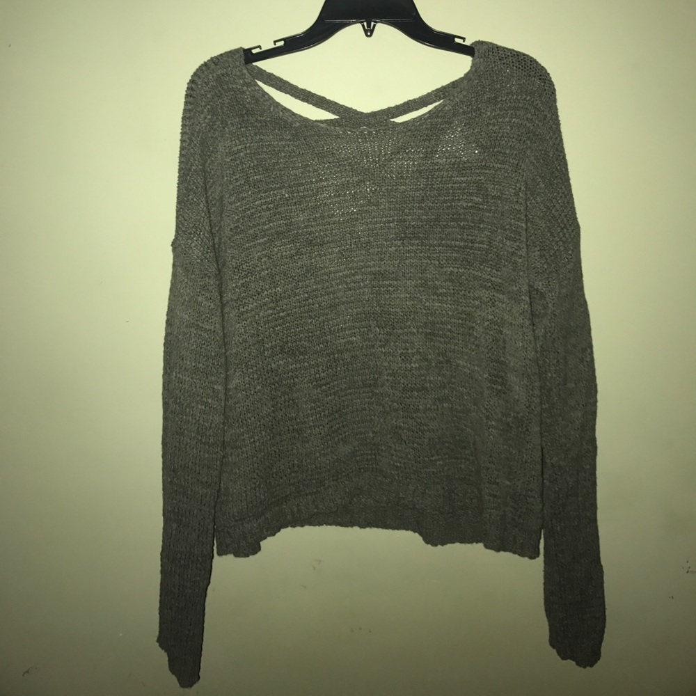 Super cute cross cross back sweater