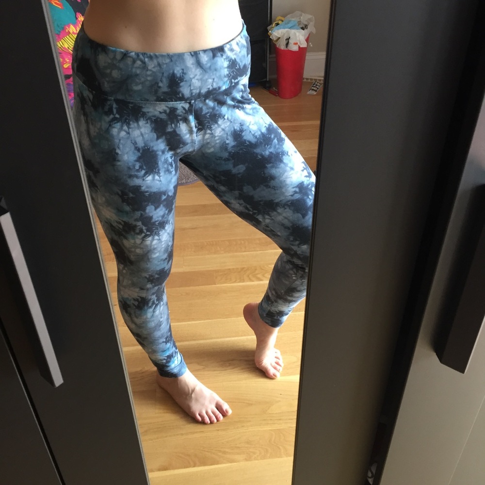 Tie dye workout leggings