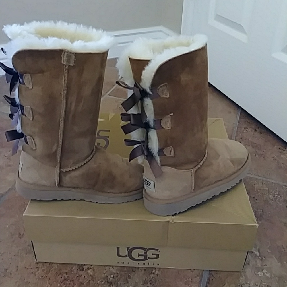 Girls uggs
