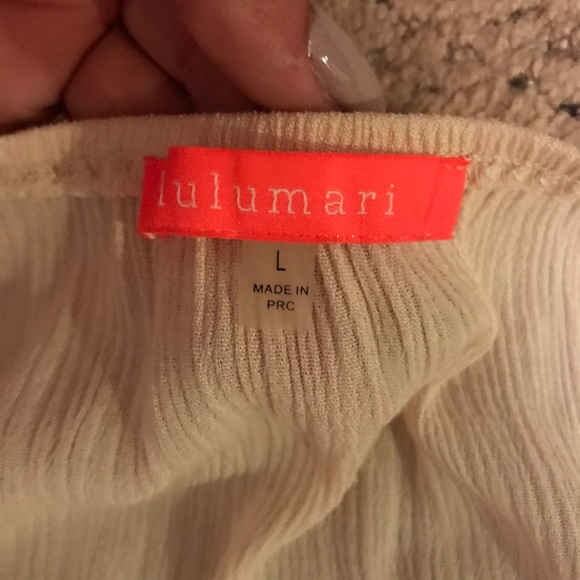 Cream cropped blouse - Picture 3 of 3