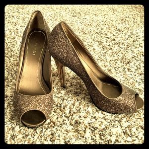 EXTRA SAVINGS! The perfect party shoe!