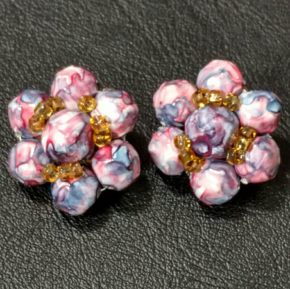 Vintage clip on earrings, swirled beads, Hong Kong
