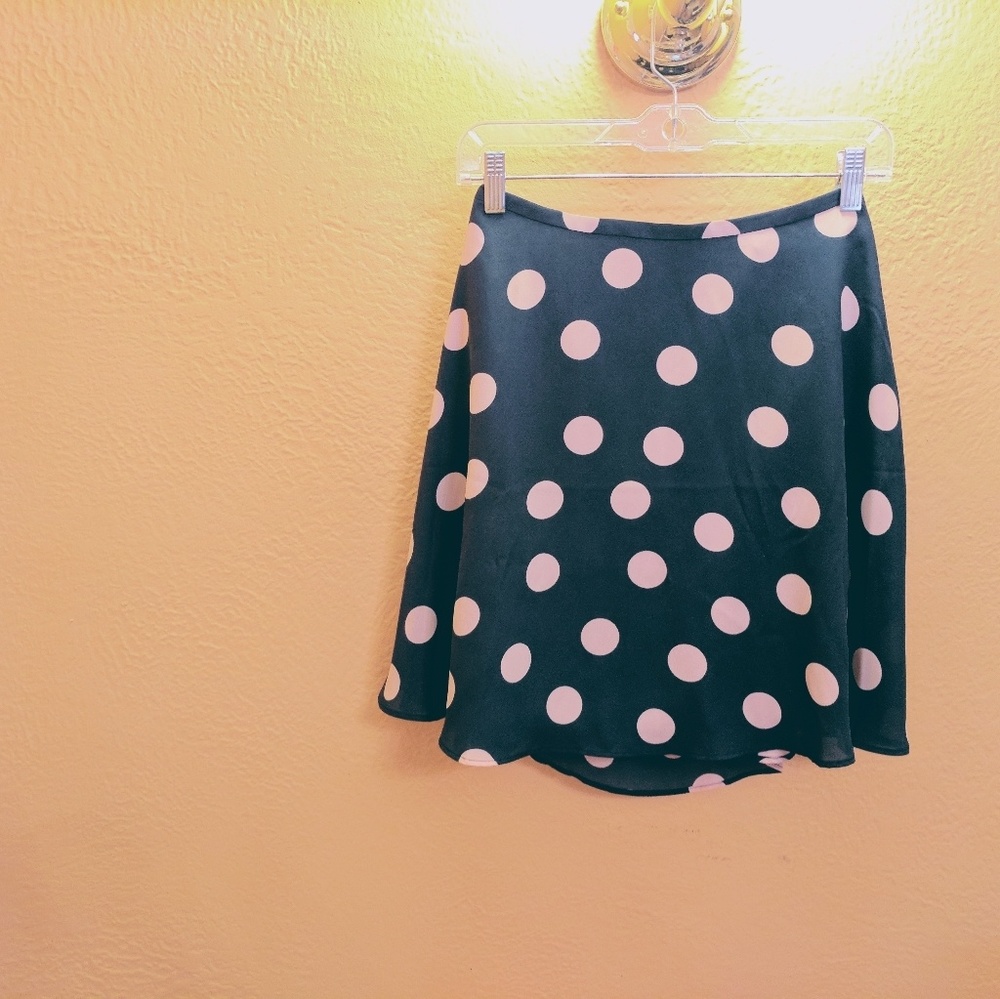 NWT - Ann Taylor Loft polka dot skirt!