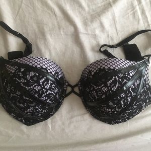 Victoria's Secret Bombshell Plunge Bra