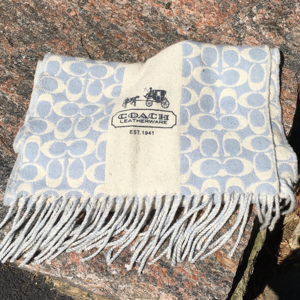 Never worn coach scarf