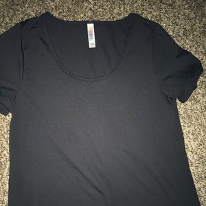 LuLaRoe Small Classic T