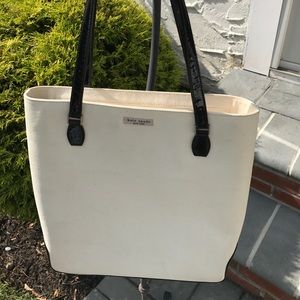 Kate spade vintage hand bag