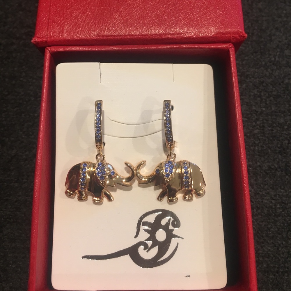 💙🐘Elephant Earrings! 🐘💙