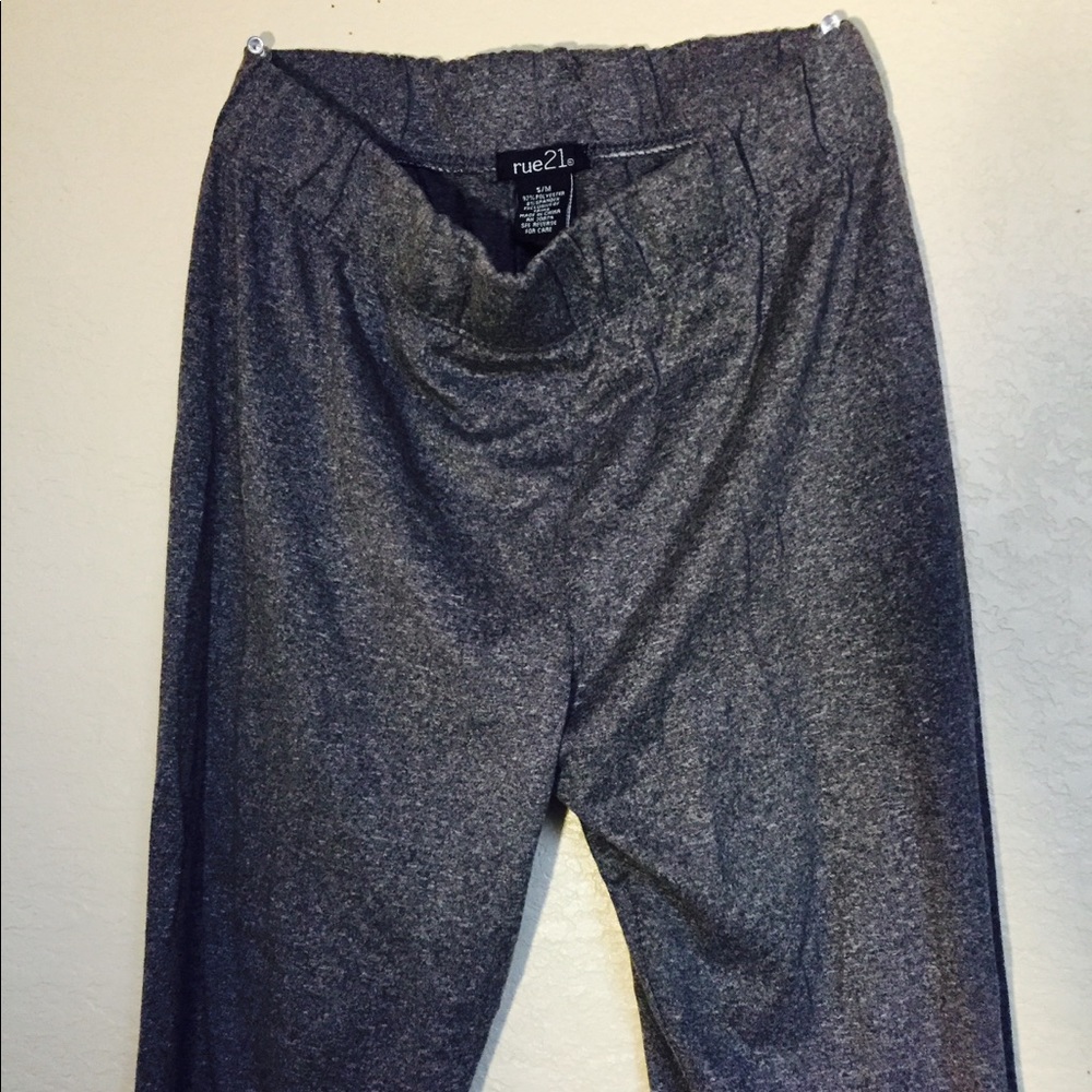 Gray leggings🌷 92% polyester, 8% spandex