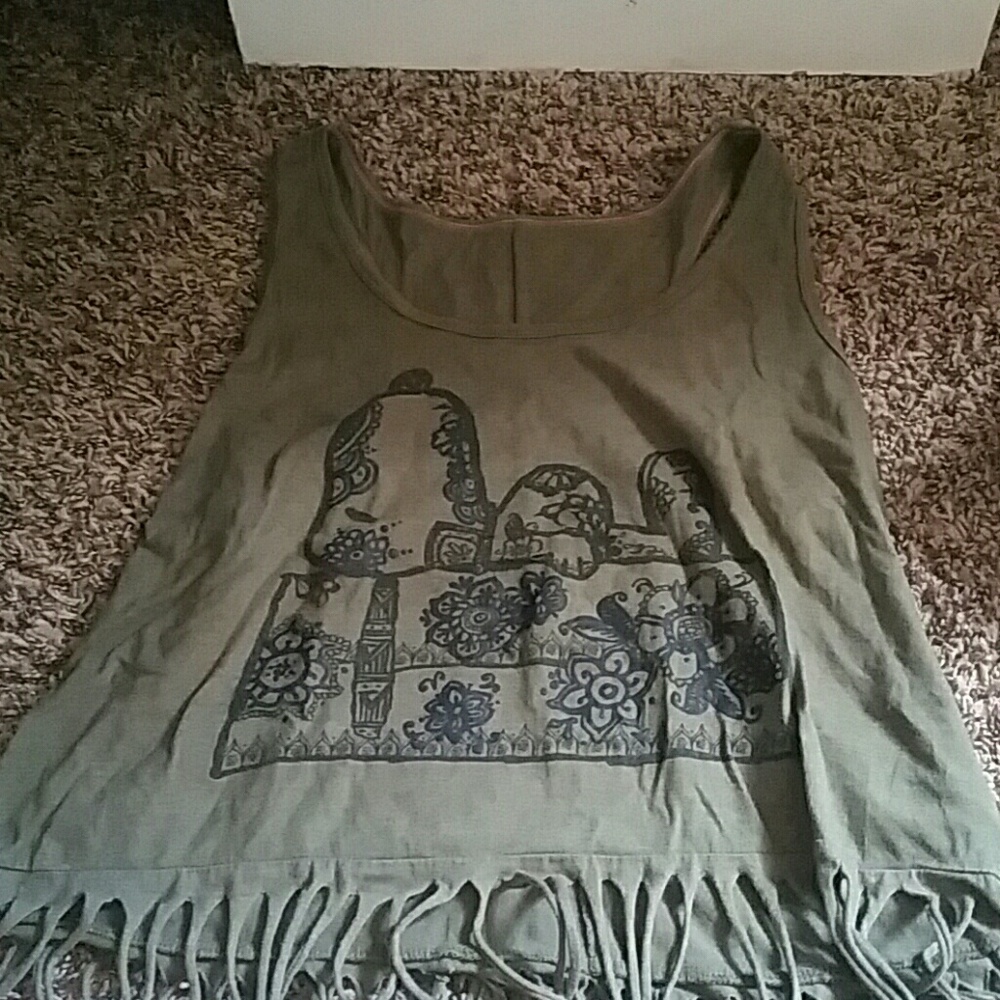 Green Snoopy tank top