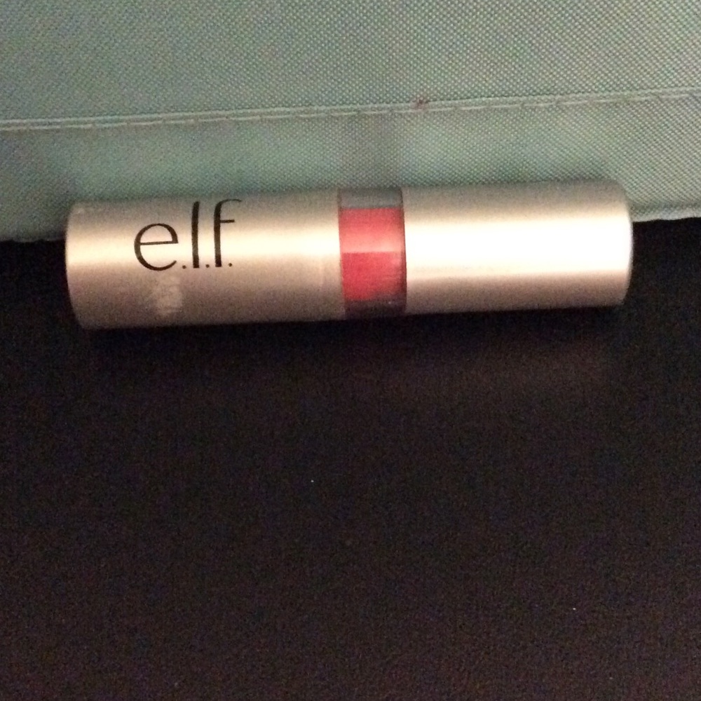 Elf lipstick