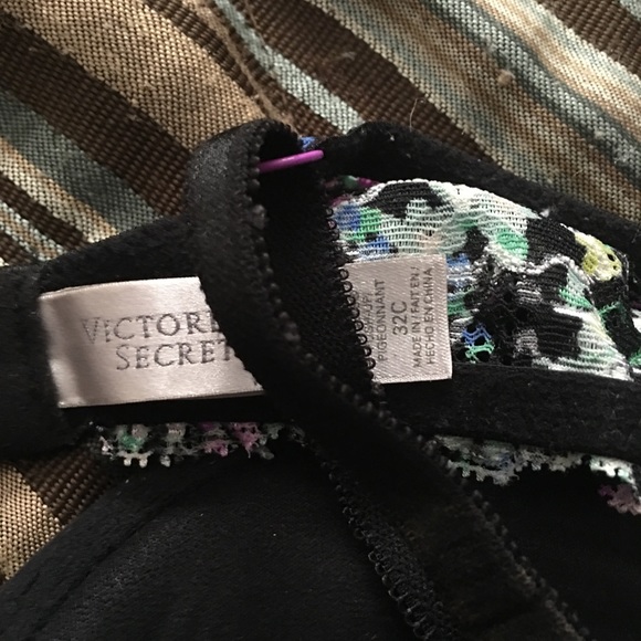 FINAL PRICE !!! Victoria secret bra 32C - Picture 3 of 3