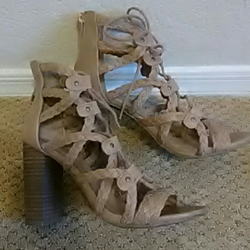 Merona cage brown rope gladiator lace up wood heel