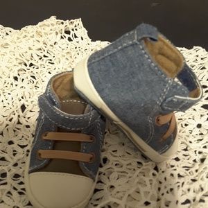 Baby shoes