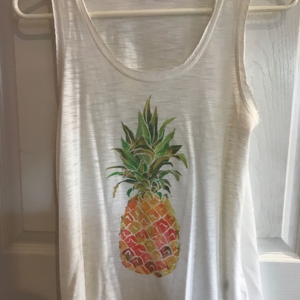 Pineapple Tank