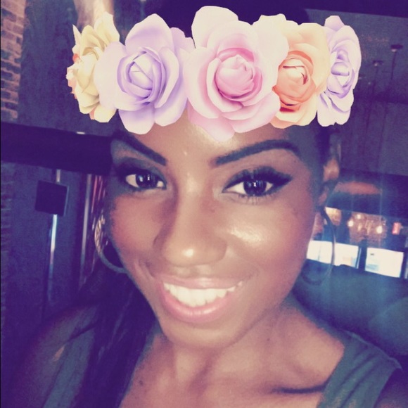 Meet your Posher, Arlene - Picture 1 of 1