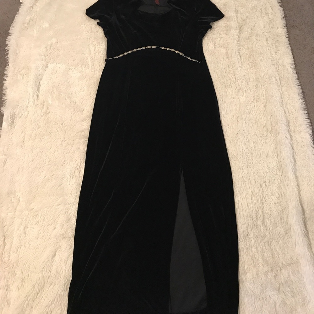 Velvet short sleeve dress