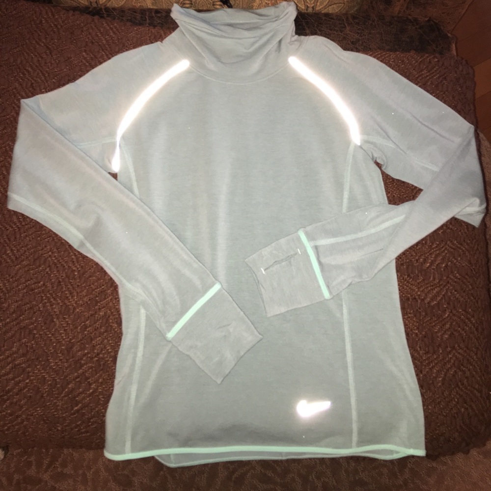 Women's Nike Running long sleeve shirt