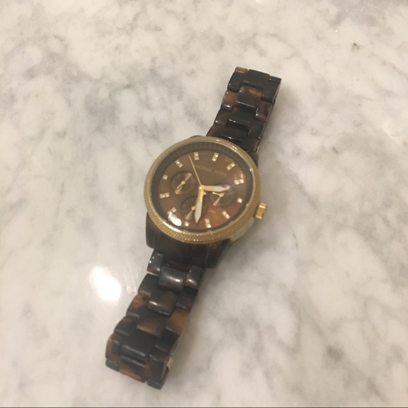 Michael Kors tortoise women\'s watch