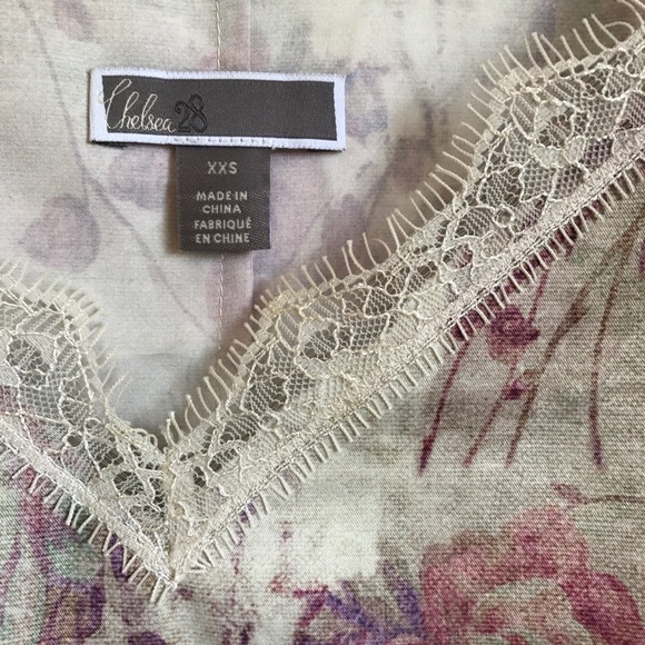 Chelsea28 🌸 camisole. - Picture 4 of 8