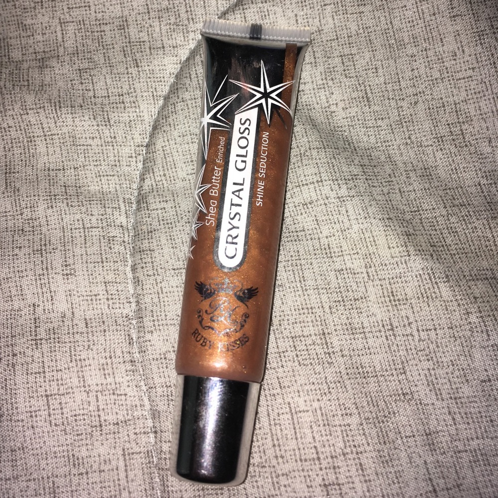 Lip gloss - Picture 3 of 3