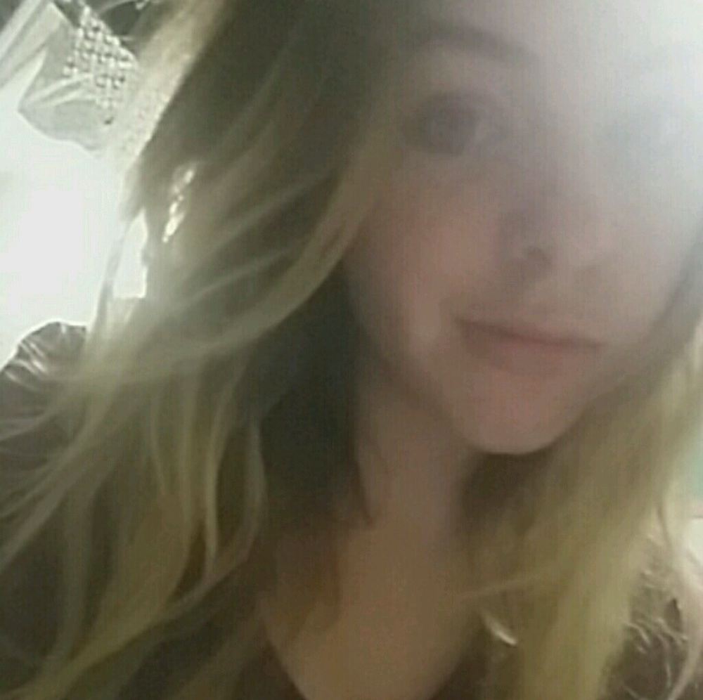 Meet your Posher, Kaitlyn