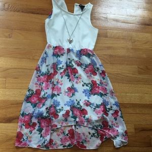 Girls dress