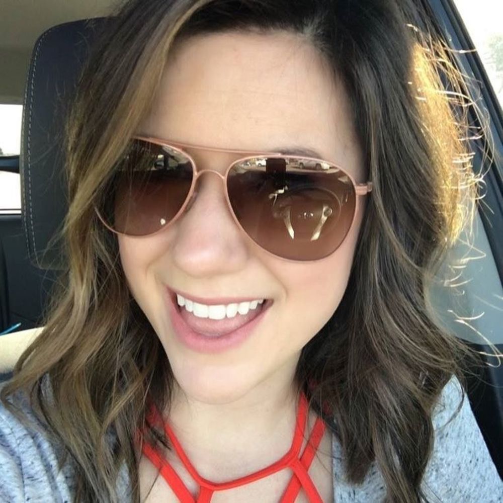 Meet your Posher, Charna