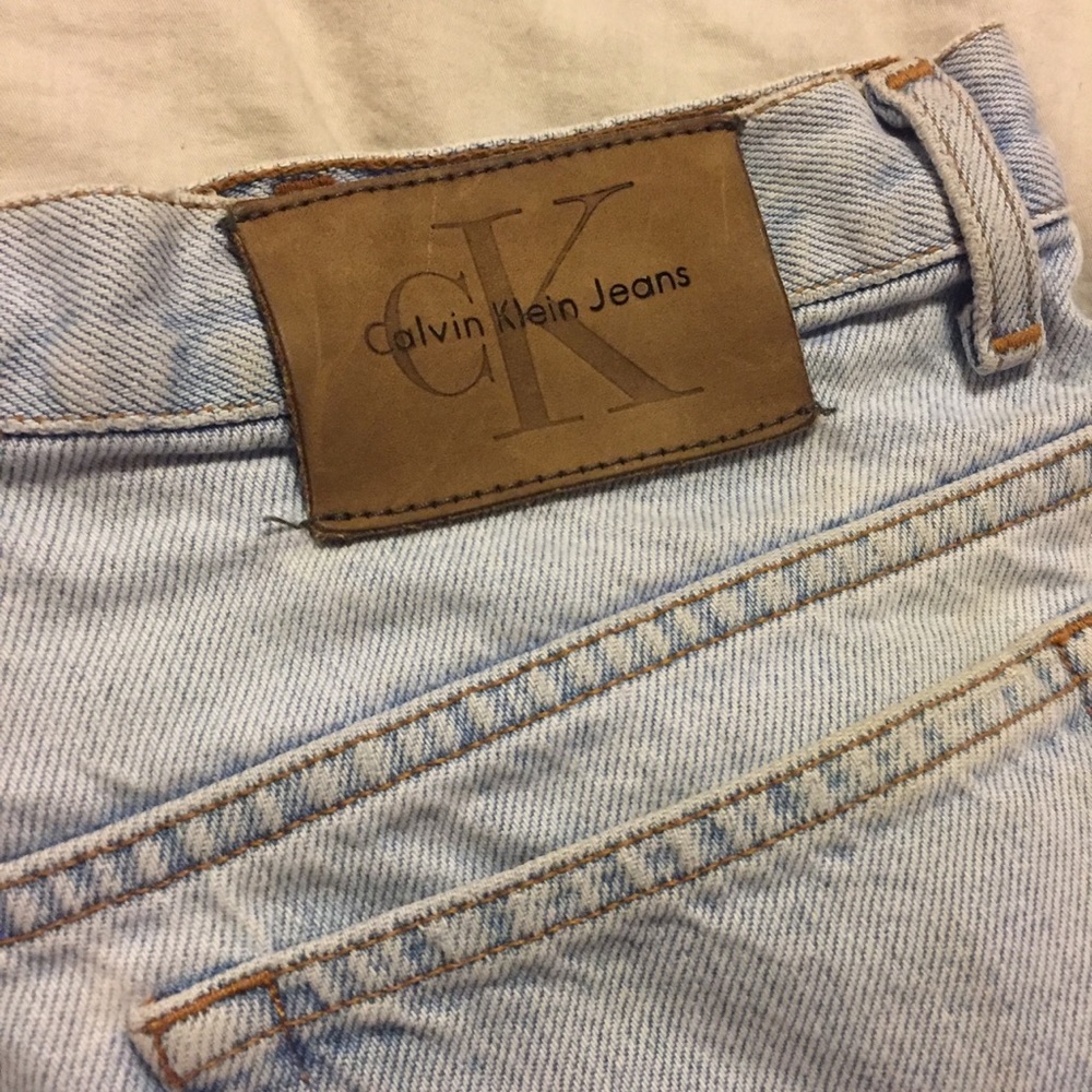 Calvin Klein shorts - Picture 2 of 3