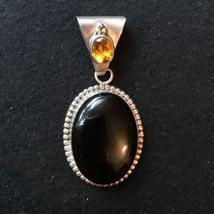 Black onyx pendant