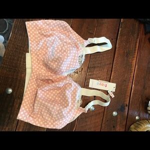 Freya 32FF nursing bra