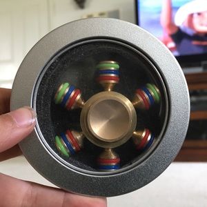Fidget spinner